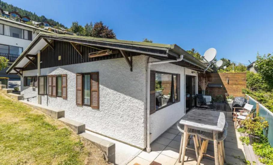 Fantastic Views, Close To Town 2 Bedroom Apartment Queenstown Eksteriør billede